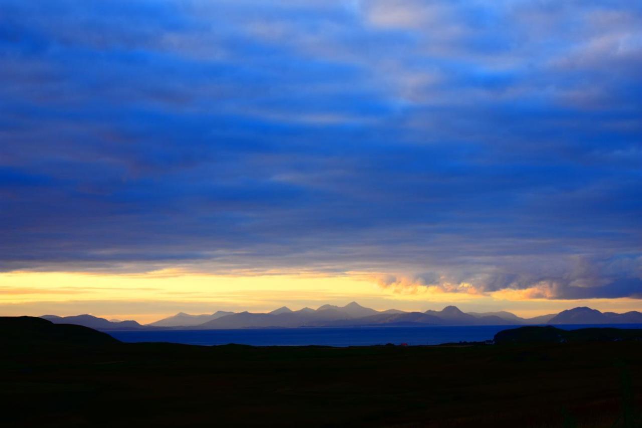 Clouds B&B Kilmuir  エクステリア 写真
