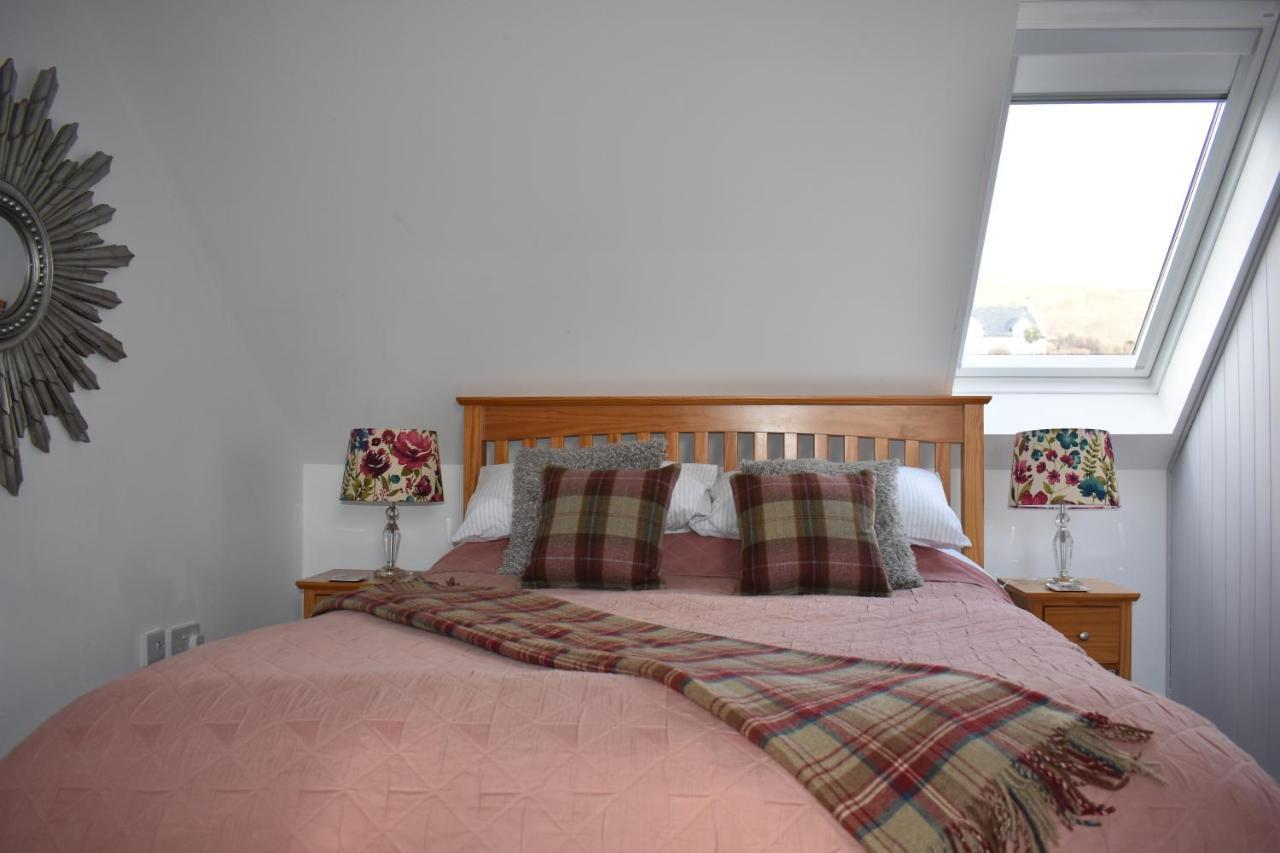 Clouds B&B Kilmuir  エクステリア 写真